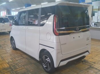 ルークス ハイウェイスターＸ　ナビ　アラウンドビューモニター　後期型 4WD