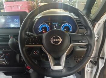 ルークス ハイウェイスターＸ　ナビ　アラウンドビューモニター　後期型 4WD