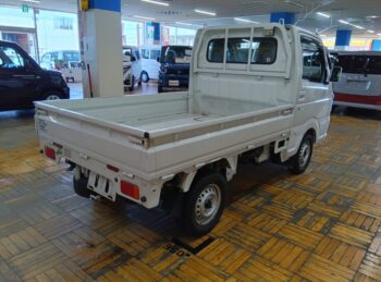 NT100クリッパートラック ＧＸ　デュアルカメラエマージェンシーブレーキサポート 4WD