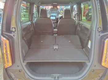 N-WGNカスタム Ｌ　８インチナビ　ＴＶ　バックカメラ 4WD