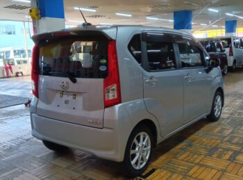 ムーヴ Ｘ　ＳＡⅢ　純正ナビ　ＴＶ　バックカメラ 4WD