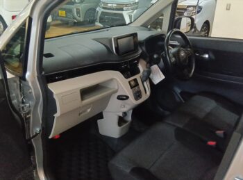 ムーヴ Ｘ　ＳＡⅢ　純正ナビ　ＴＶ　バックカメラ 4WD