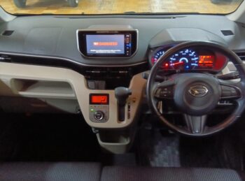 ムーヴ Ｘ　ＳＡⅢ　純正ナビ　ＴＶ　バックカメラ 4WD