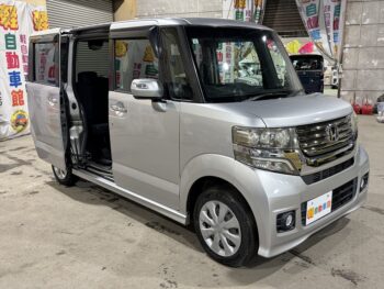N-BOXカスタム G 4WD
