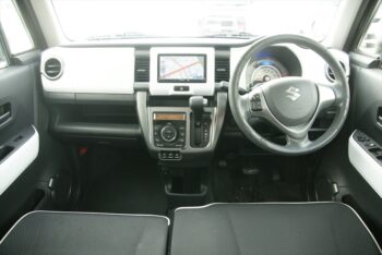 ハスラー 特別仕様車Jスタイル　ナビ・TV 4WD