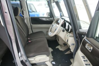 N-BOX+ ＧターボＬパッケージ 4WD