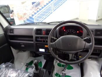 キャリイトラック KC　冷蔵冷凍車　エアコン　パワステ　4WD