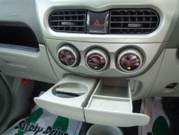 アイ リミテッド ターボ 4WD
