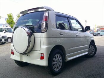 テリオスキッド カスタムＸ 4WD