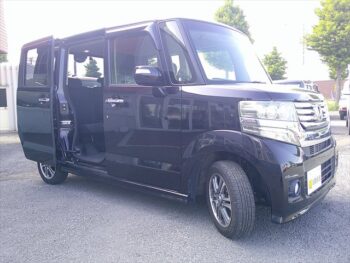 N-BOXカスタム ＳＳパッケージ 4WD