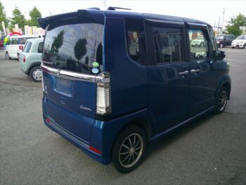 N-BOXカスタム Ｇ・Ｌパッケージ 4WD
