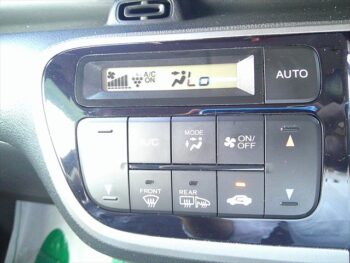 N-BOXカスタム ＳＳパッケージ 4WD
