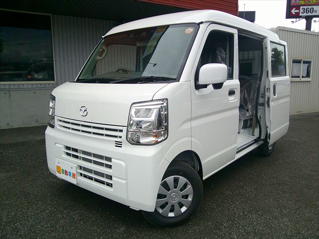 スクラムバン PC　未使用車　4WD