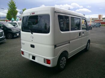スクラムバン PC　未使用車　4WD