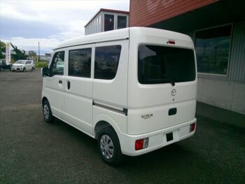 スクラムバン PC　未使用車　4WD