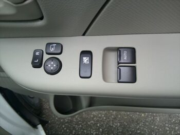 スクラムバン PC　未使用車　4WD