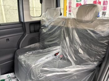 デリカミニ T プレミアム デリマルパッケージ 届出済未使用車 4WD