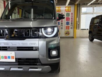 デリカミニ T プレミアム デリマルパッケージ 届出済未使用車 4WD