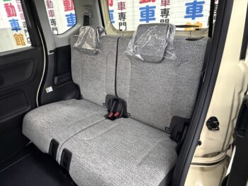 スペーシア ハイブリッドG　未使用車　4WD