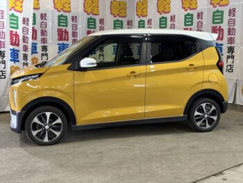 eKクロス Ｔ ターボ　ナビ・ＴＶ 4WD
