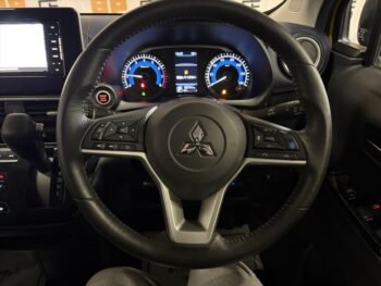 eKクロス Ｔ ターボ　ナビ・ＴＶ 4WD