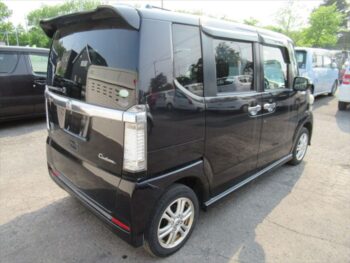 N-BOXカスタム G・Lパッケージ 4WD