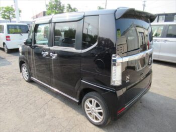N-BOXカスタム G・Lパッケージ 4WD