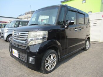 N-BOXカスタム G・Lパッケージ 4WD