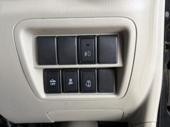 NV100クリッパーリオ E　ターボ　4WD