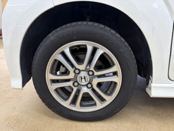 N-BOX+カスタム G　福祉車両車いす仕様スローパー　４WD