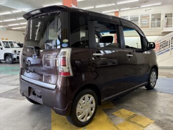 ルクラ カスタムR　4WD