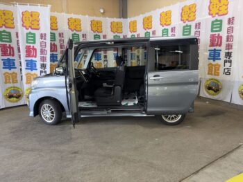 タントカスタム ＲＳ　ＳＡ　ターボ　純正ナビ・ＴＶ 4WD