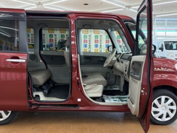 タント Ｘ　ＳＡⅢ　純正ナビ・ＴＶ・バックカメラ 4WD