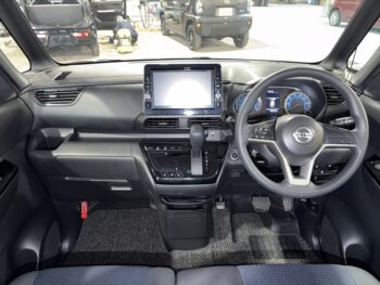 ルークス ハイウェイスターX　純正ナビTV　アラウンドビューモニター　4WD