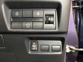 ルークス ハイウェイスターX　純正ナビTV　アラウンドビューモニター　4WD