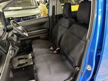 ワゴンR ハイブリッドＦＺ セーフティパッケージ装着車　純正ナビ　ＴＶ　バックカメラ 4WD