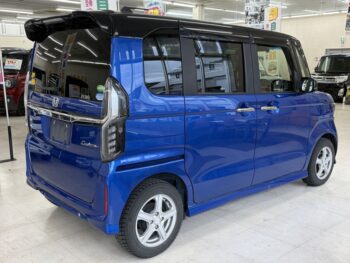 N-BOXカスタム Ｇ・Ｌ ホンダセンシング　純正ナビ　4WD