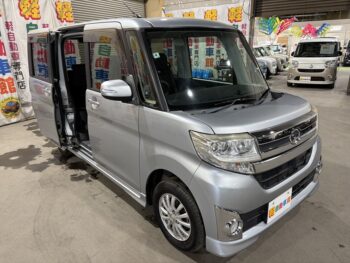 タントカスタム X　SA　純正ナビ　TV　バックカメラ　4WD