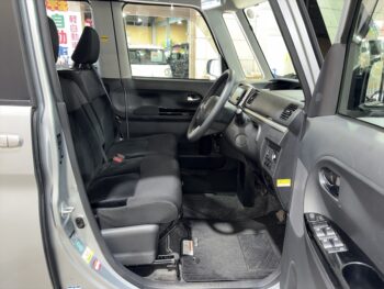 タントカスタム X　SA　純正ナビ　TV　バックカメラ　4WD