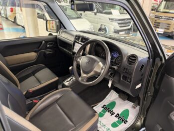 ジムニー ランドベンチャー ナビ・TV・バックカメラ 4WD