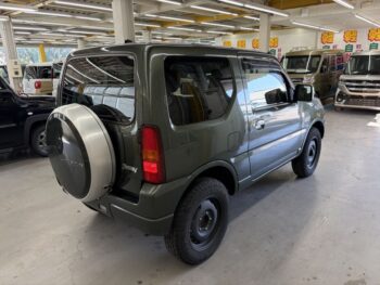 ジムニー ランドベンチャー ナビ・TV・バックカメラ 4WD