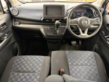 デイズ ハイウェスターX　アーバンクロム　４WD