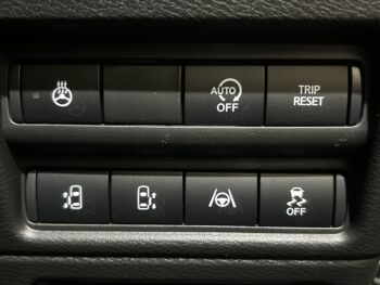 デリカミニ T プレミアム デリマルパッケージ ターボ 未使用車　4WD