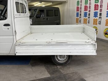 ミニキャブトラック Vタイプ　パワステ付・エアコン無し　4WD