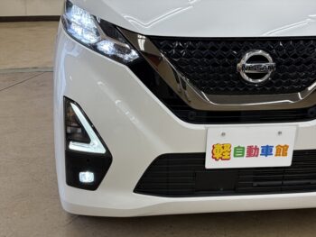 デイズ ハイウェスターX　アーバンクロム　４WD
