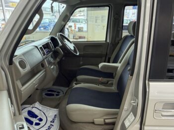 エブリイワゴン PZターボスペシャル　4WD