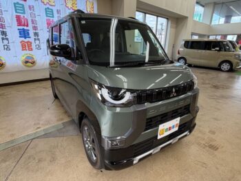 デリカミニ G　４WD
