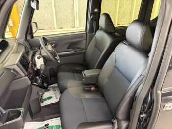 タントカスタム X 未使用車 4WD