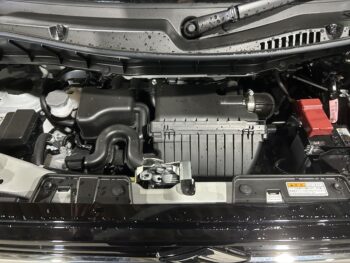 スペーシアカスタム ハイブリッド　XS　全方位モニター付純正9インチTV　スズキコネクト　未使用車　4WD