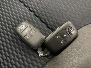 タントカスタム X 未使用車 4WD